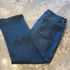NYDJ Straight Leg Blue Jeans with LiftXTuck Technology 6P Extra Short